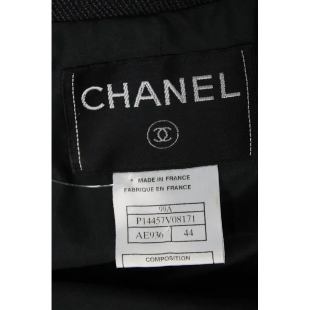 CHANEL classic black